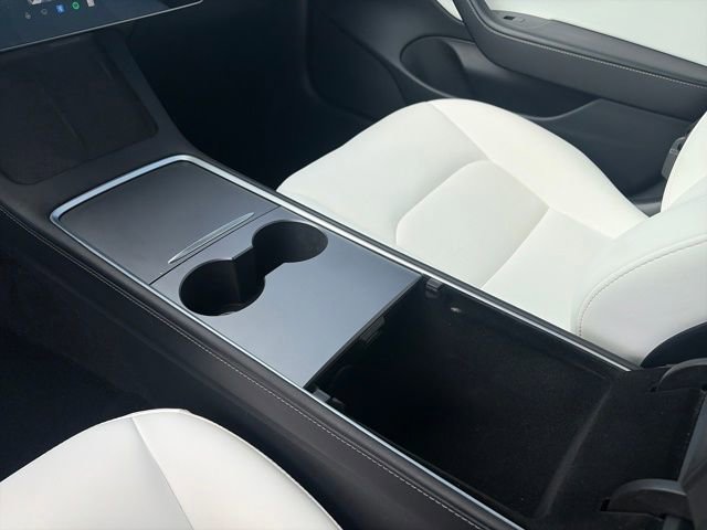 Used 2021 Tesla Model 3 Long Range image 52