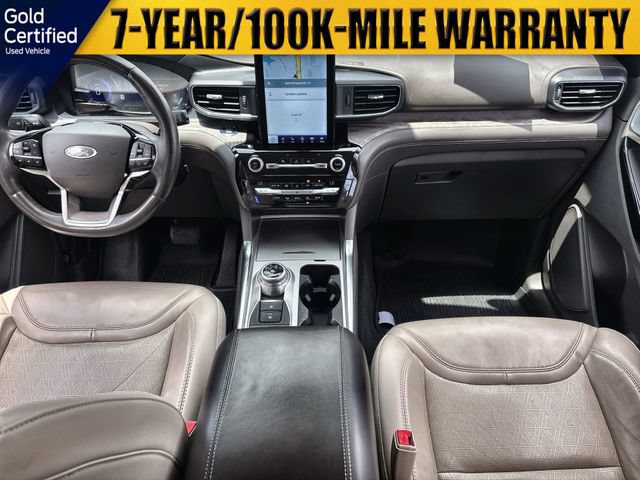 Certified 2021 Ford Explorer Platinum w/ Premium Technology Package AWD/4WD image 12