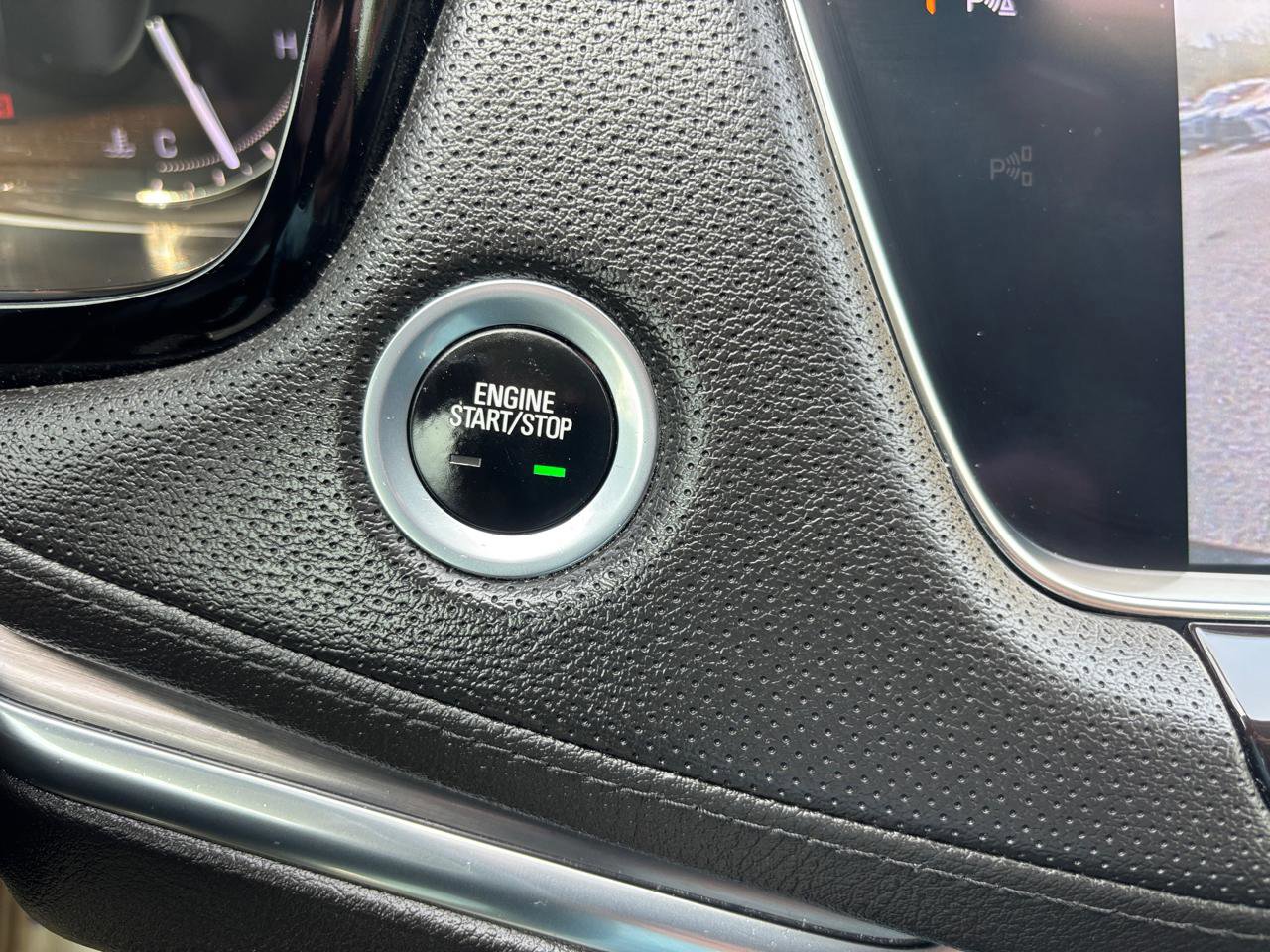 Used 2019 Cadillac XT5 Luxury image 22