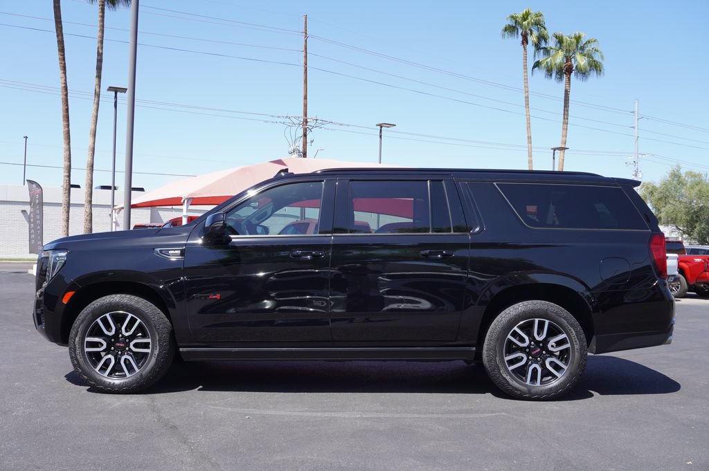 Certified 2023 GMC Yukon XL AT4 w/ Technology Package AWD/4WD image 2