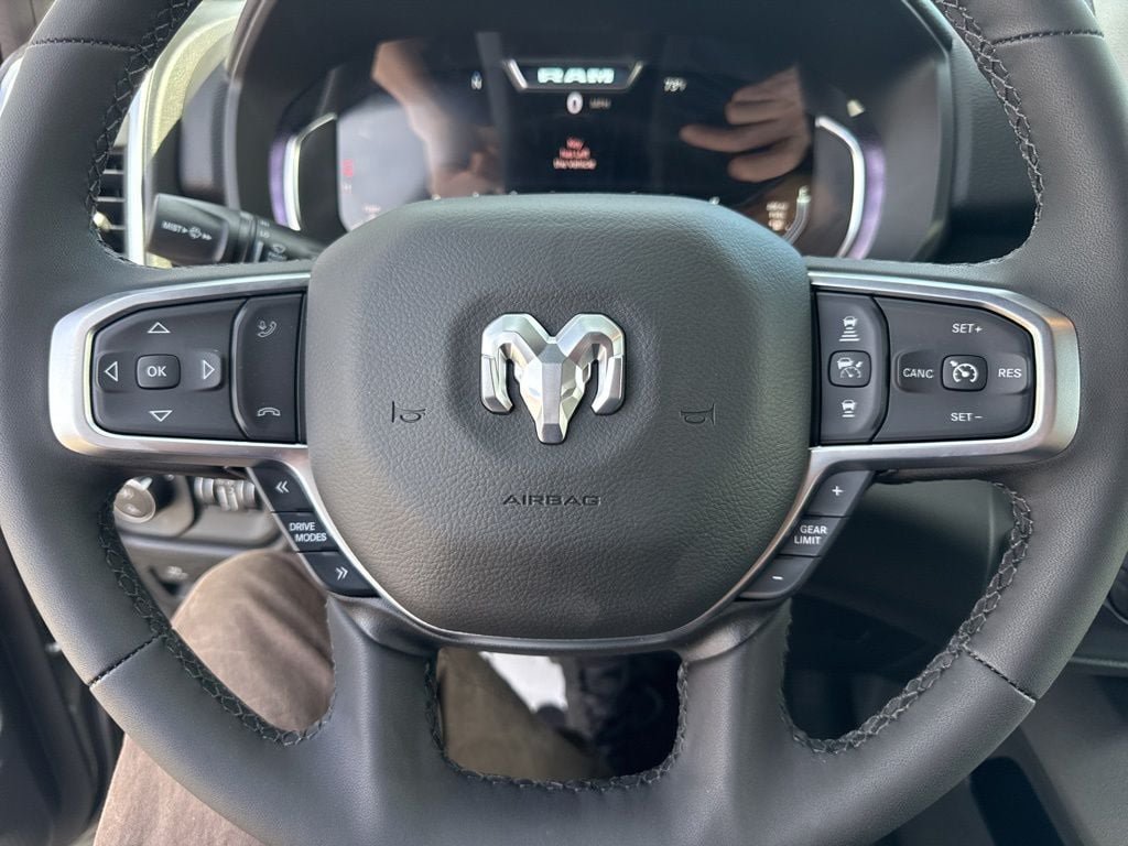 New 2026 RAM 1500 Big Horn AWD/4WD image 20