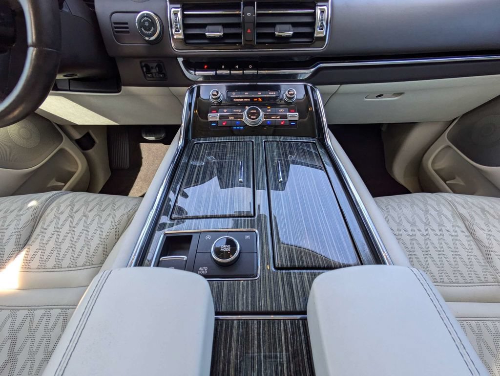 Certified 2022 Lincoln Navigator L Black Label AWD/4WD image 25