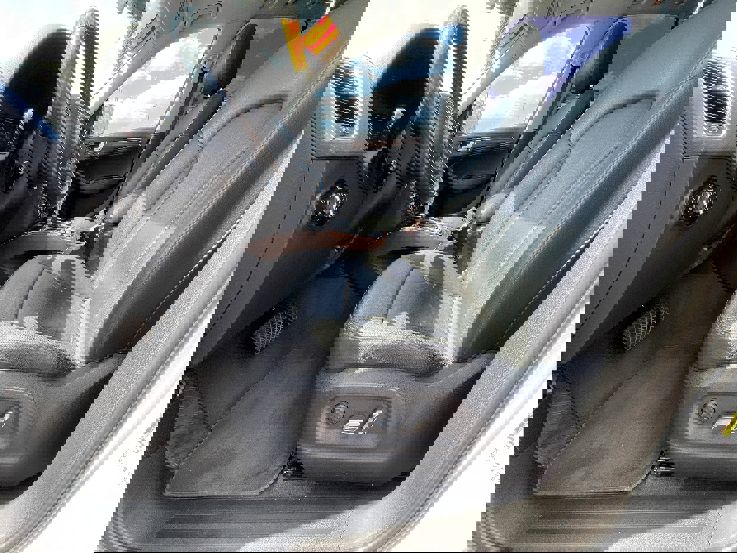 Used 2016 Audi Q5 2.0T Premium Plus w/ Technology Package image 12