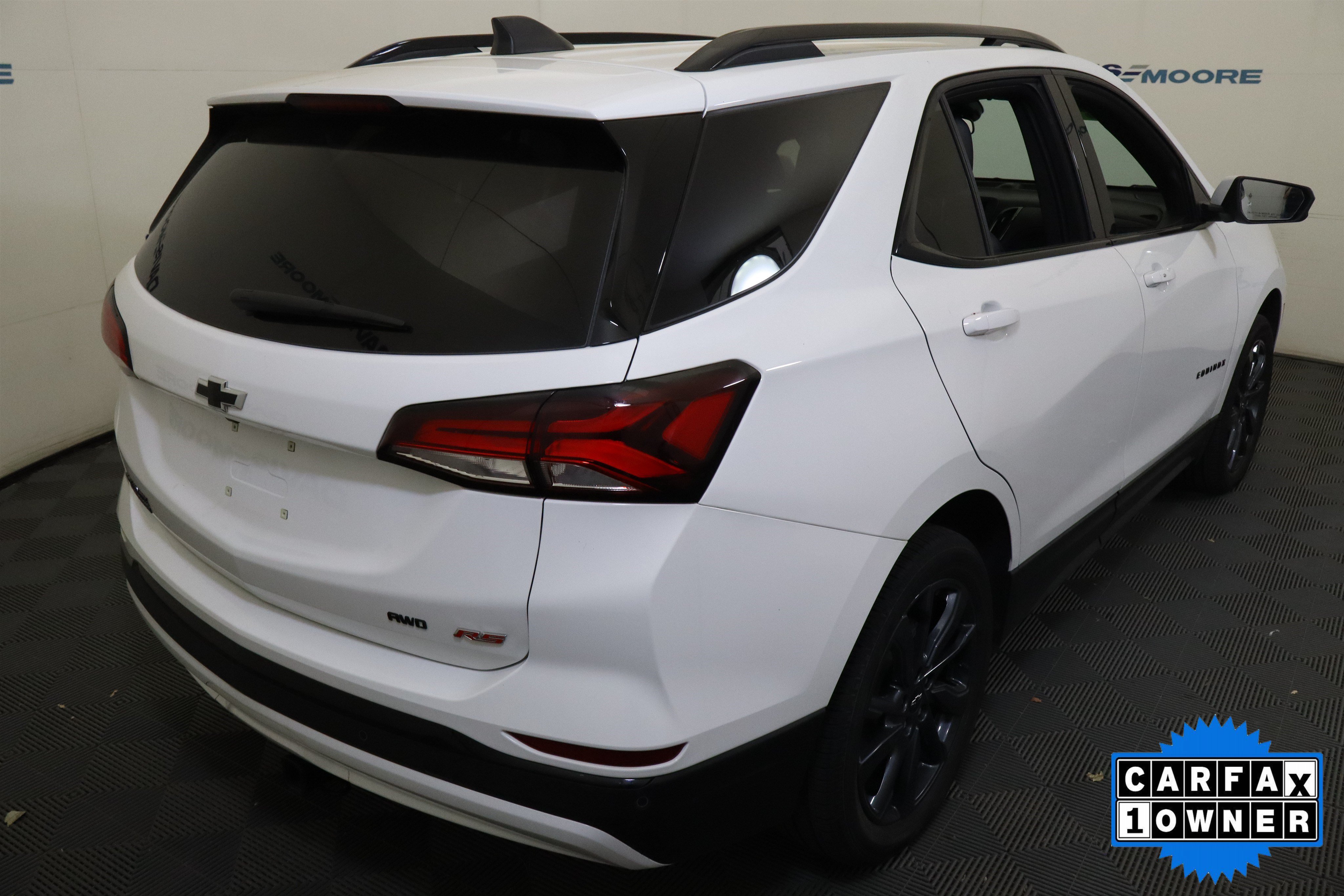 Used 2024 Chevrolet Equinox RS w/ LPO, Floor Liner Package AWD/4WD image 6