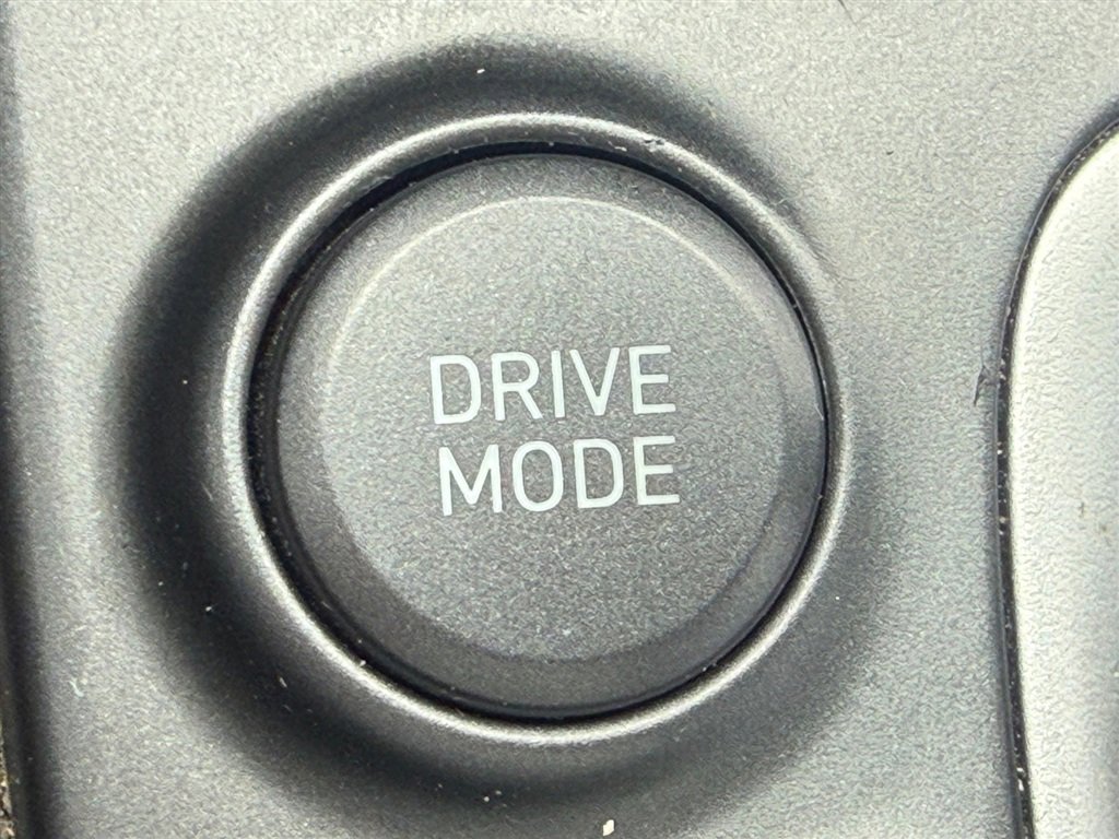 Used 2021 Hyundai Kona SE AWD/4WD image 18