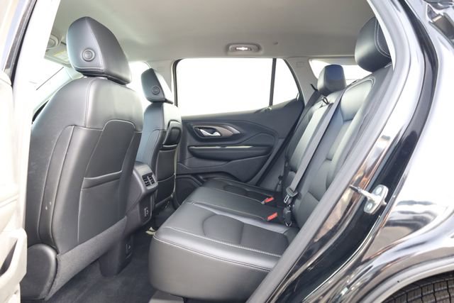 Used 2024 GMC Terrain SLT image 23