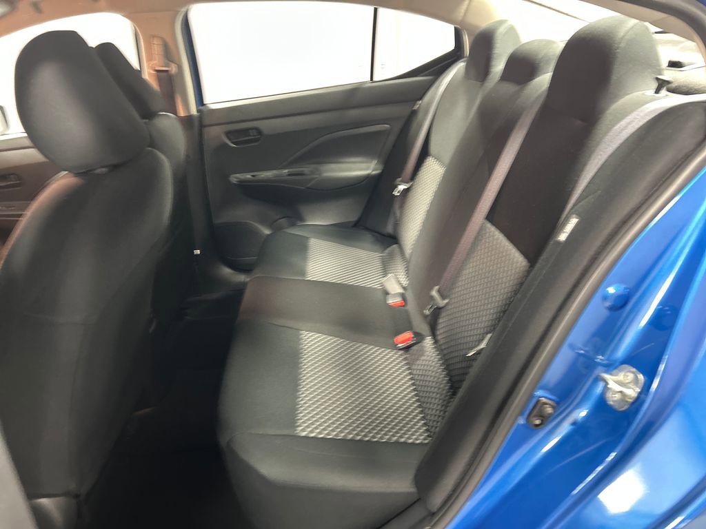 Used 2022 Nissan Versa S w/ Lighting Package image 20