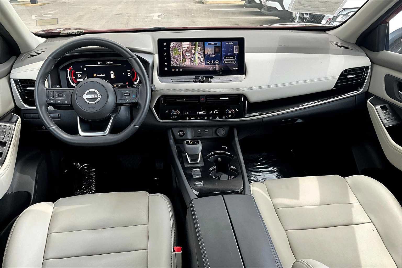 Used 2024 Nissan Rogue SL FWD image 15