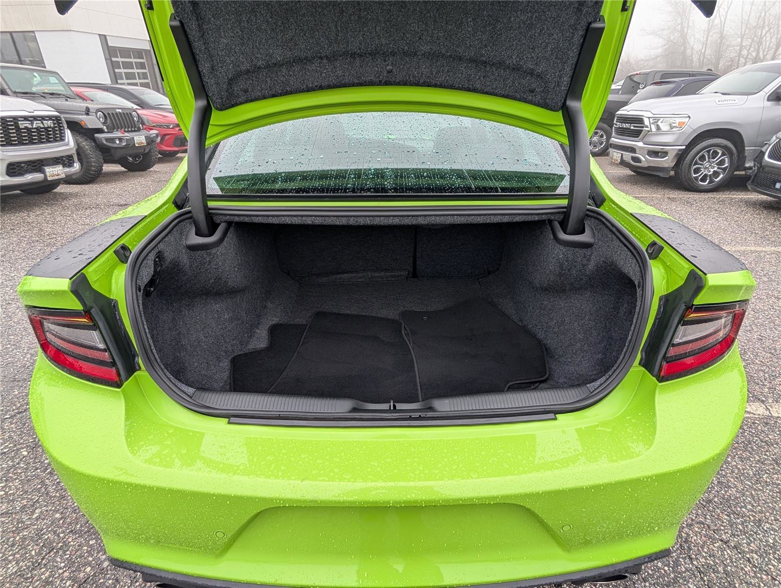 Used 2023 Dodge Charger Scat Pack w/ Daytona Edition Group image 14