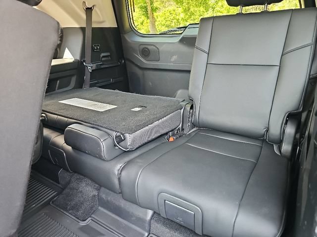 Used 2024 Toyota Sequoia SR5 w/ SR5 Premium Package AWD/4WD image 34