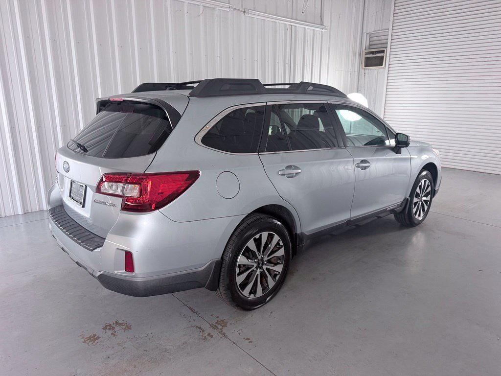 Used 2015 Subaru Outback 2.5i Limited AWD/4WD image 5