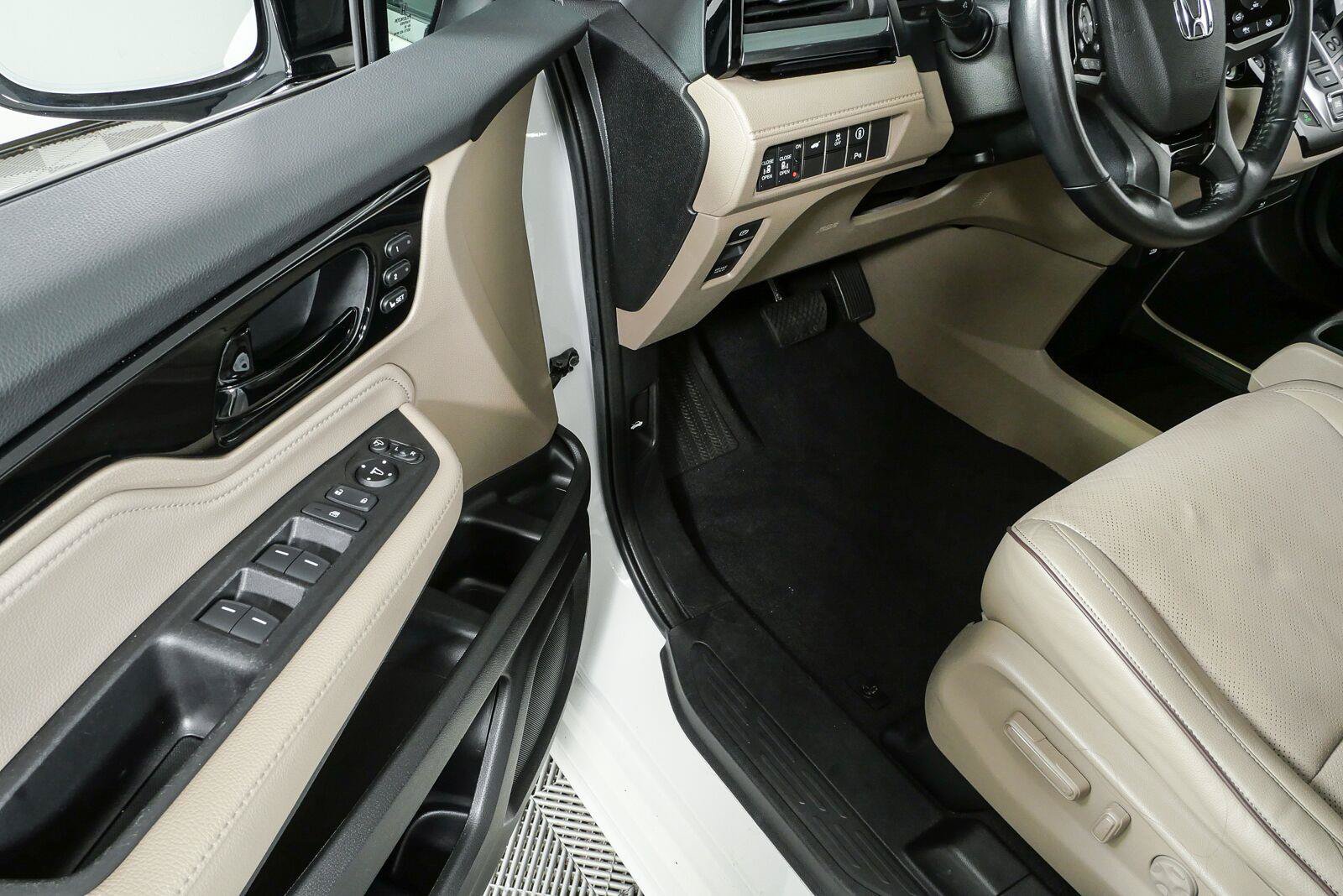 Used 2022 Honda Odyssey Elite image 7