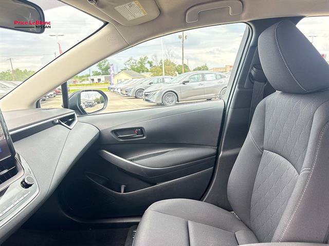 Used 2024 Toyota Corolla LE FWD image 15