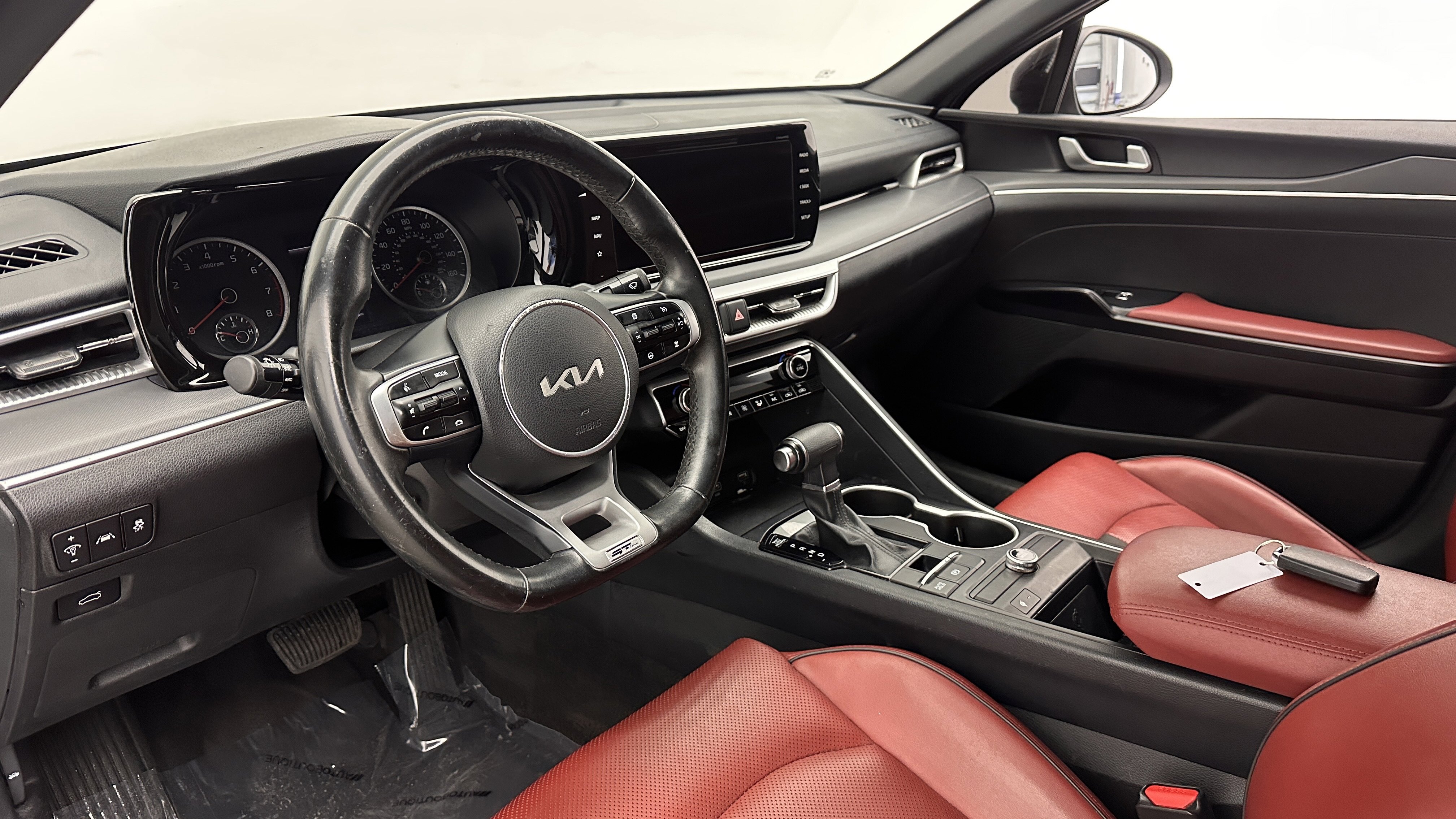 Used 2023 Kia K5 GT-Line w/ GT-Line Premium Package image 8