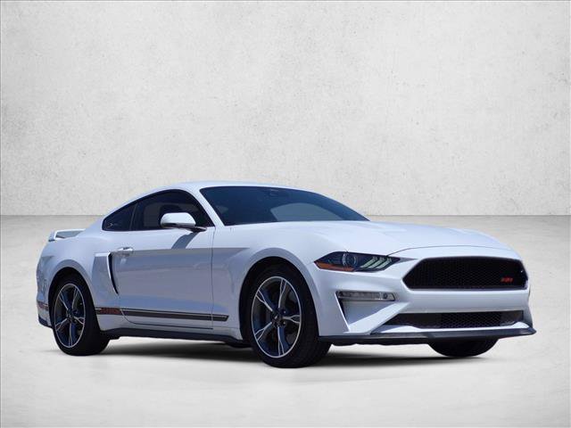 Used 2022 Ford Mustang GT Premium w/ Equipment Group 401A RWD image 3