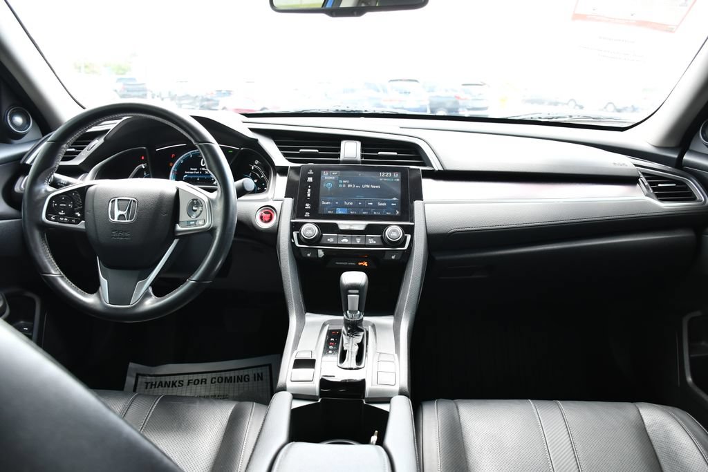Used 2018 Honda Civic Touring image 22