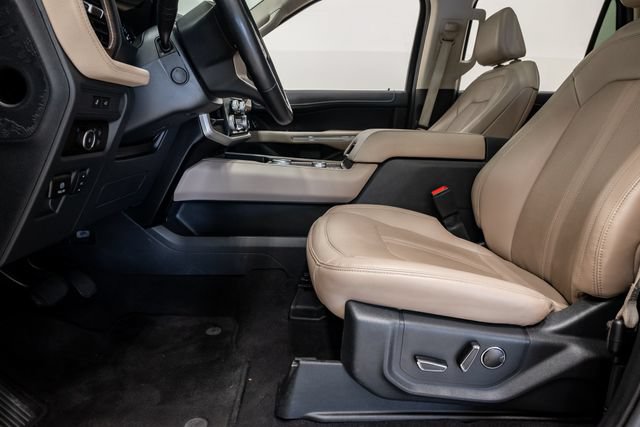 Used 2024 Ford Expedition Limited AWD/4WD image 13