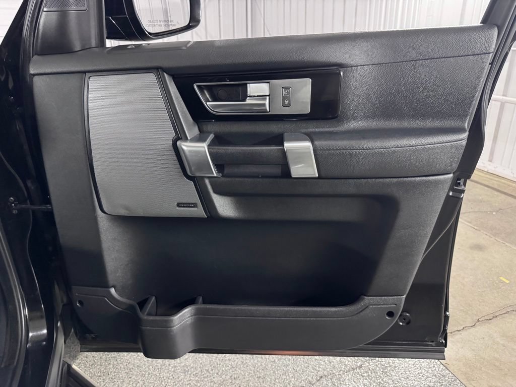 Used 2016 Land Rover LR4 AWD/4WD image 50