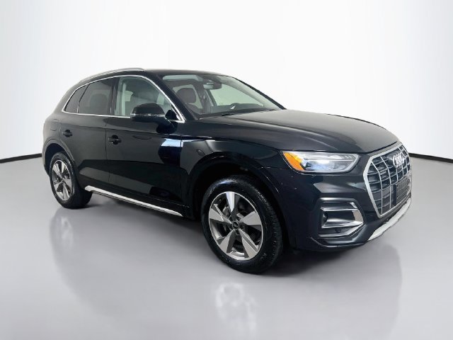 Used 2023 Audi Q5 2.0T Premium Plus w/ Premium Plus Package AWD/4WD image 23