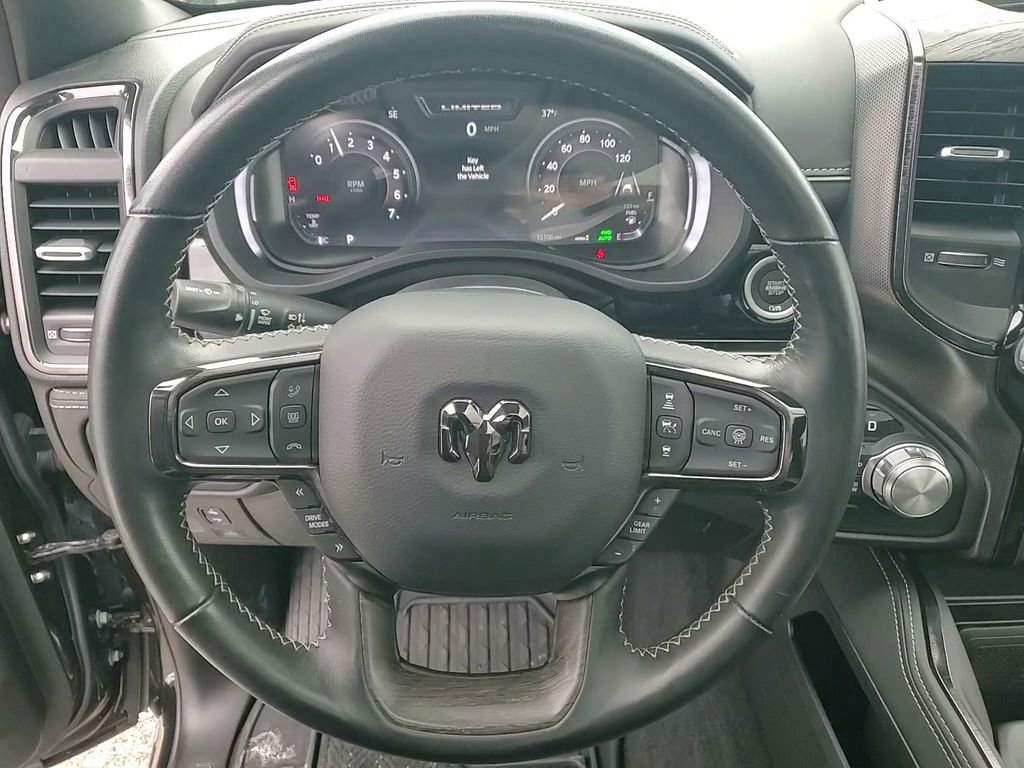 Used 2025 RAM 1500 Limited image 28