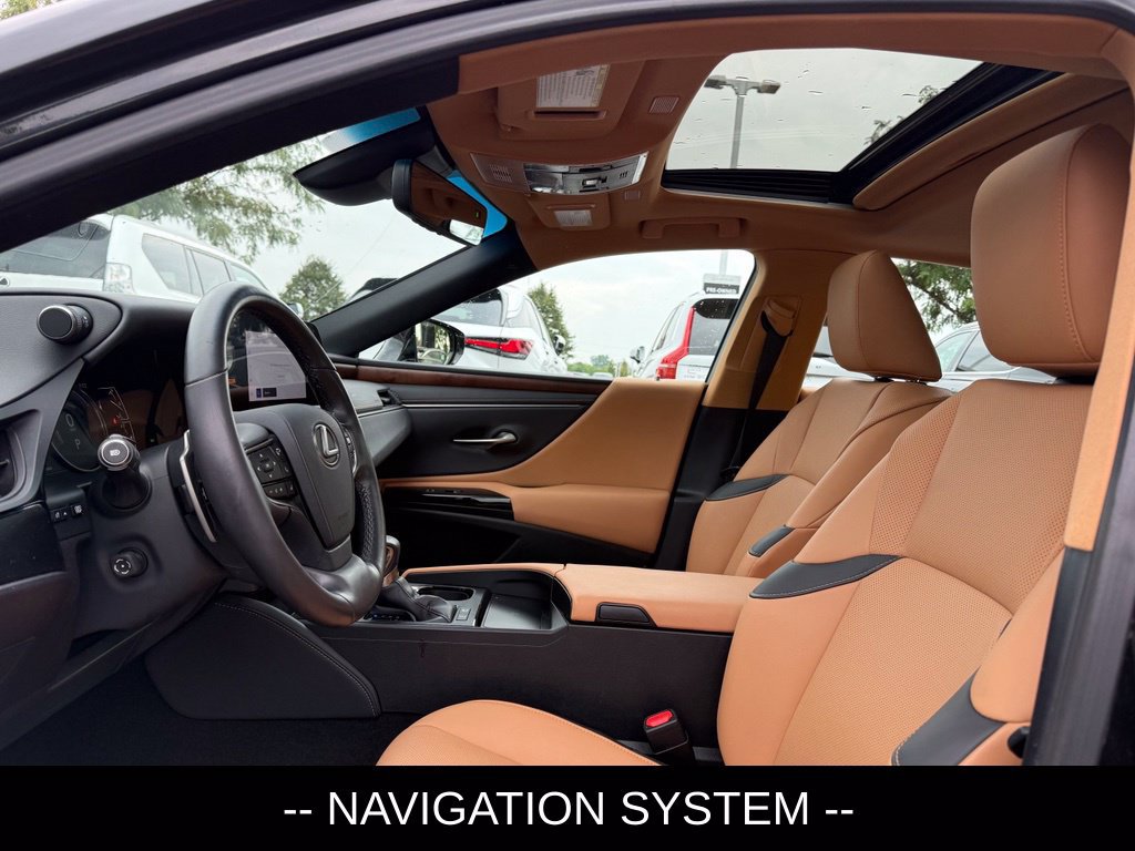 Certified 2023 Lexus ES 300h w/ Premium Package FWD image 8