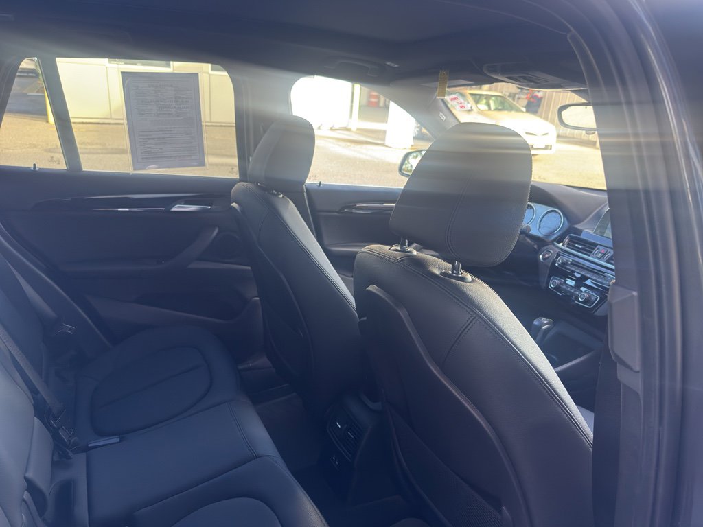 Used 2019 BMW X1 xDrive28i w/ Convenience Package image 15
