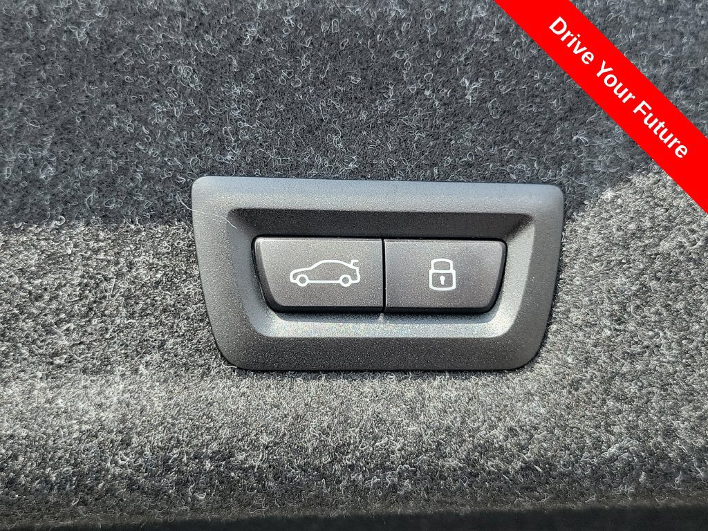 Used 2025 BMW M3 Competition AWD/4WD image 22