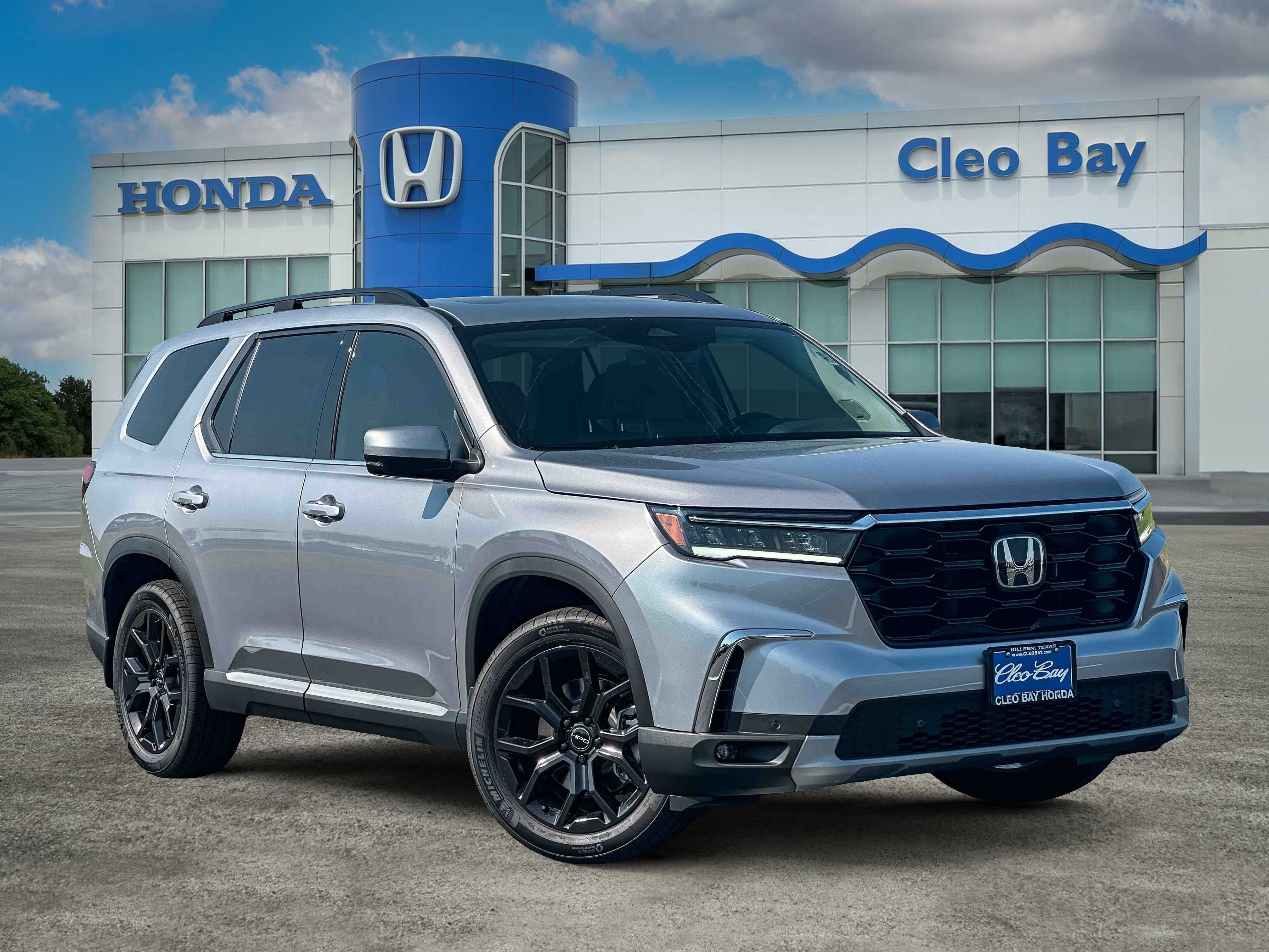 New 2025 Honda Pilot Touring