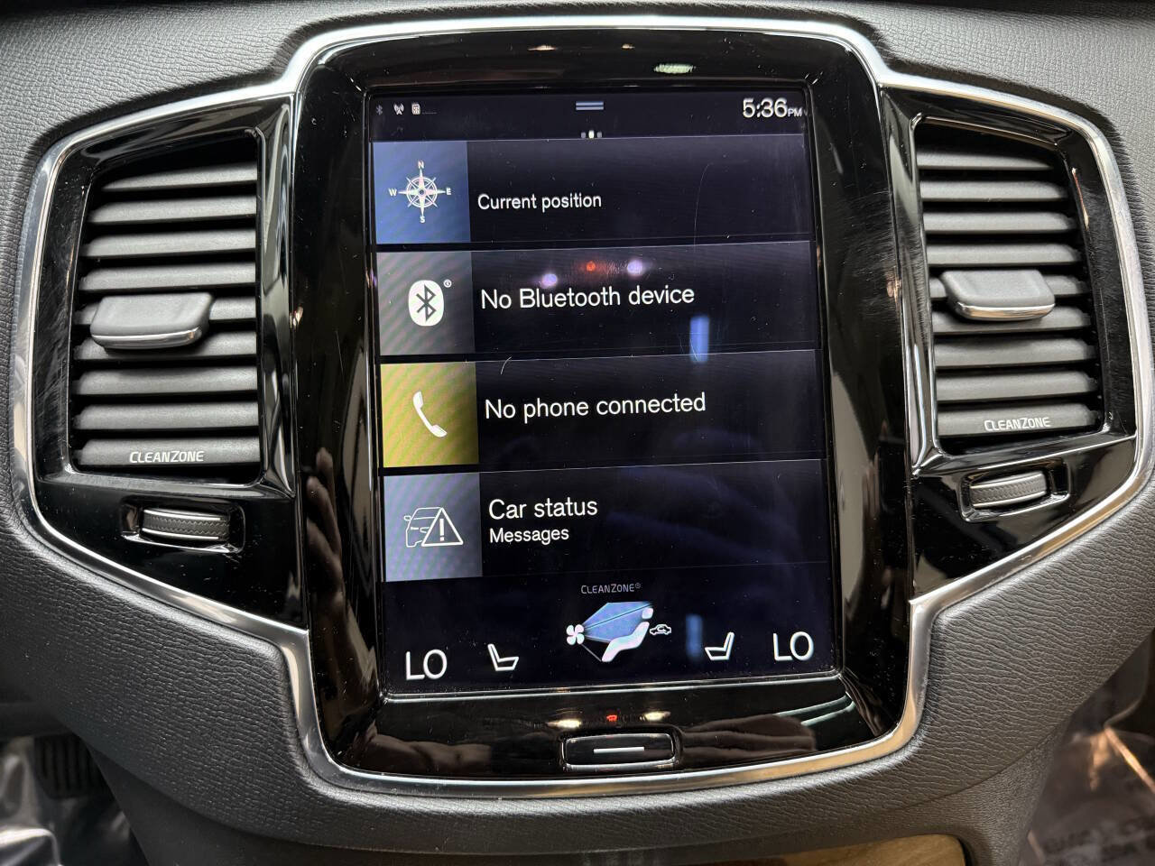 Used 2016 Volvo XC90 T6 Momentum w/ Momentum Plus Package image 26