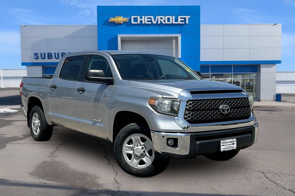 Used 2021 Toyota Tundra SR5 w/ Convenience Package AWD/4WD image 2
