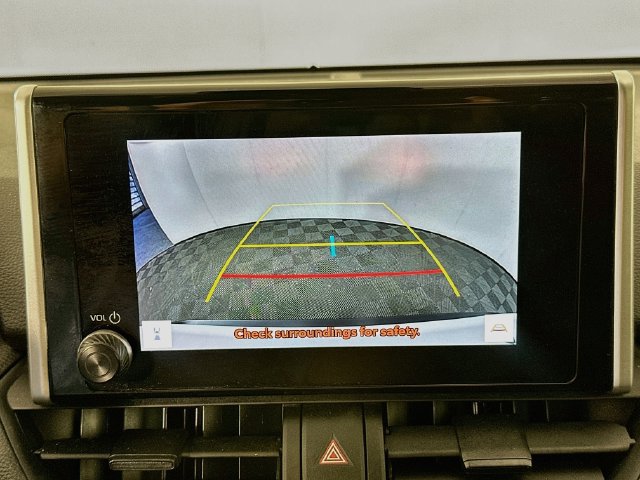 Used 2025 Toyota RAV4 LE AWD/4WD image 13