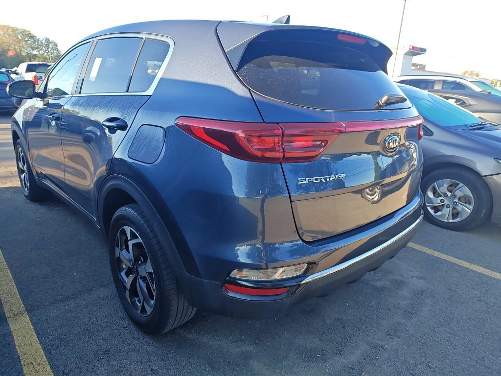 Used 2021 Kia Sportage LX AWD/4WD image 4