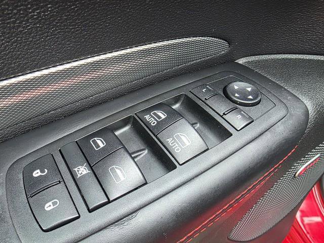 Used 2018 Dodge Durango R/T w/ Blacktop Package AWD/4WD image 11