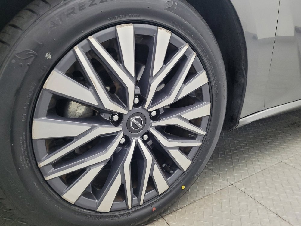 Used 2024 Nissan Altima 2.5 SV image 31