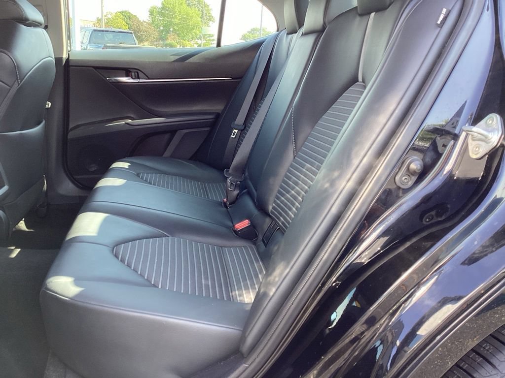 Used 2024 Toyota Camry SE FWD image 12