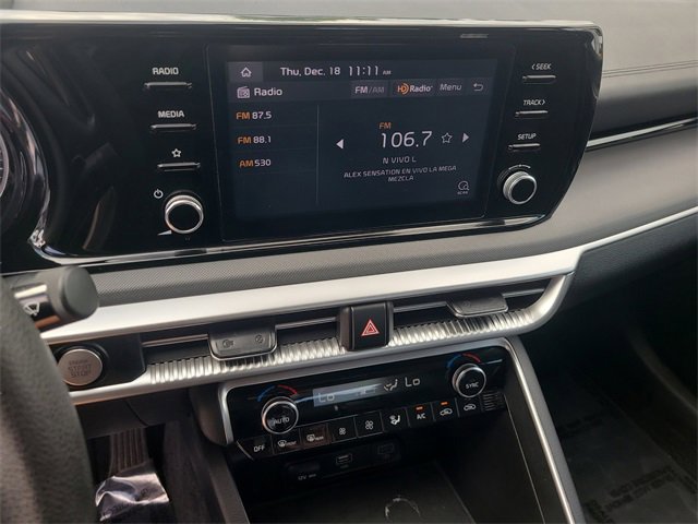 Used 2023 Kia K5 LXS image 29