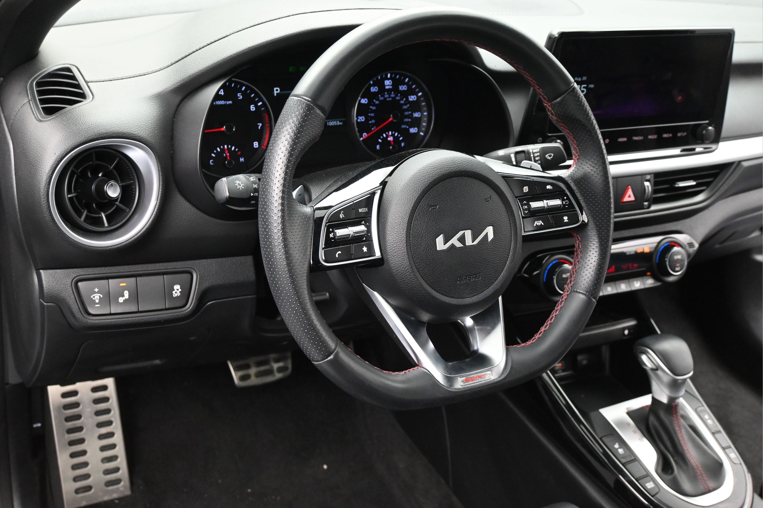 Used 2024 Kia Forte GT FWD image 13