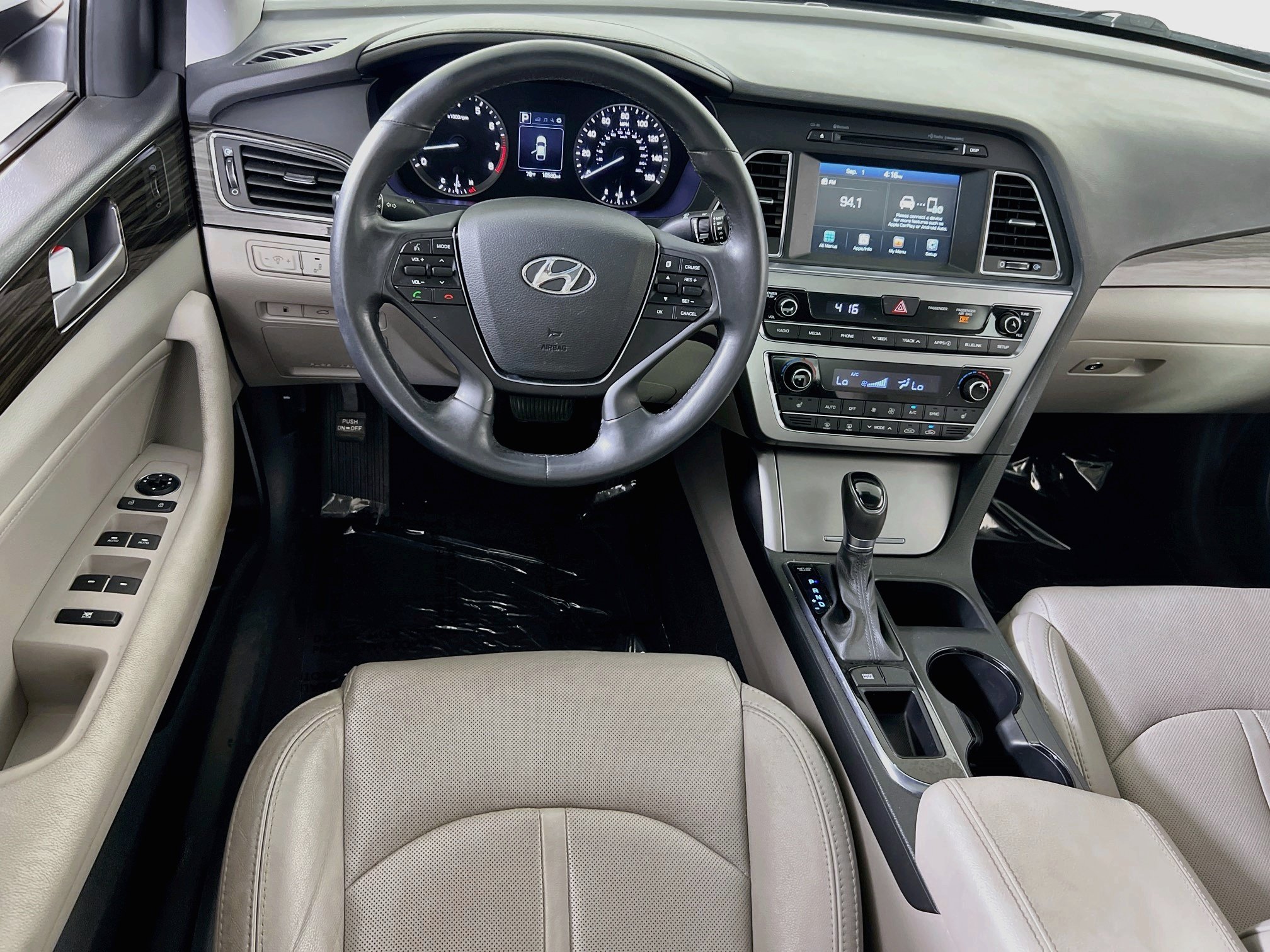 Used 2016 Hyundai Sonata Limited w/ Cargo Package FWD image 22