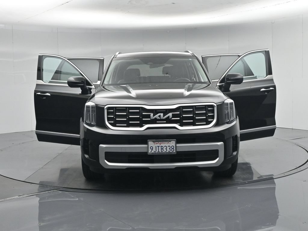 Used 2024 Kia Telluride S FWD image 35