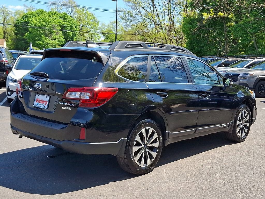 Used 2017 Subaru Outback 2.5i Limited AWD/4WD image 6