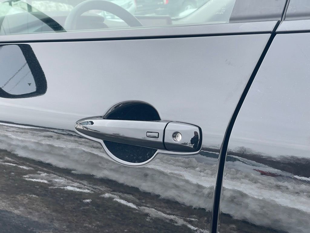 Certified 2022 Nissan Rogue SV FWD image 30