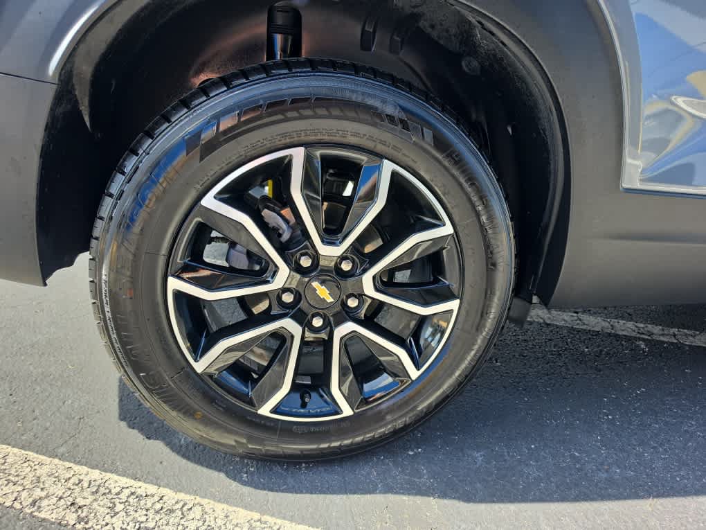 Used 2021 Chevrolet TrailBlazer ACTIV w/ Technology Package FWD image 17