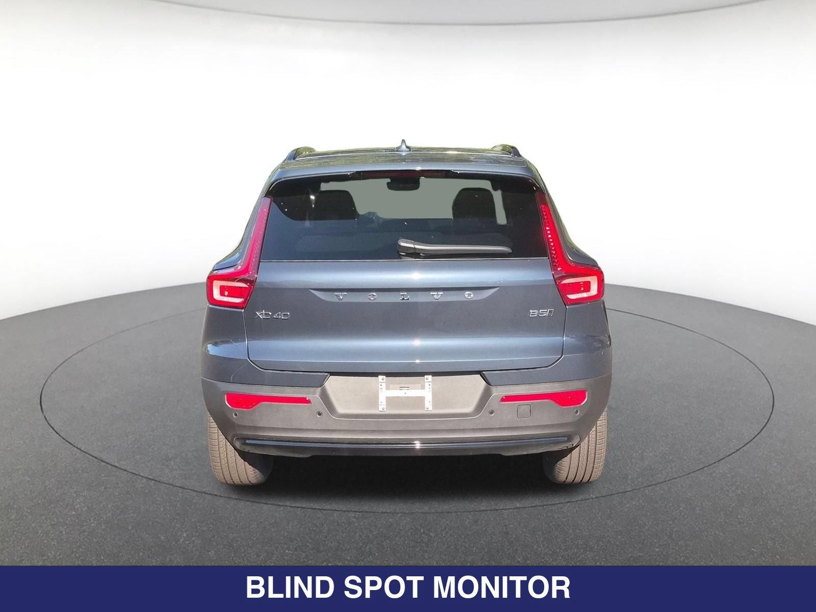 New 2026 Volvo XC40 B5 Ultra w/ Protection Package Premier AWD/4WD image 8