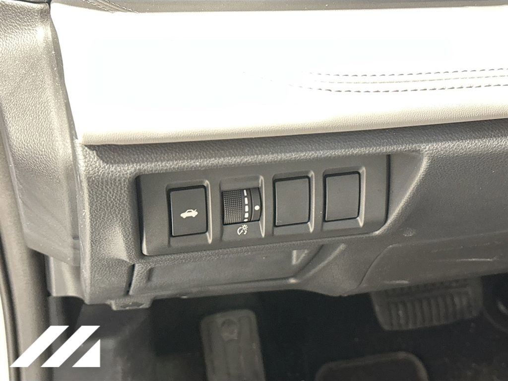 Used 2024 Subaru Legacy Limited AWD/4WD image 10