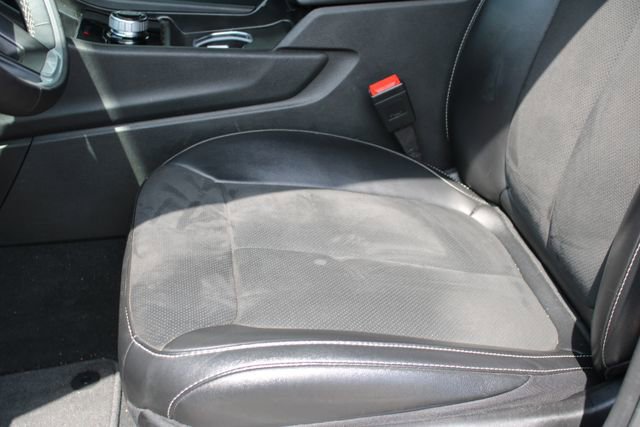 Used 2024 Jeep Grand Cherokee L Altitude AWD/4WD image 12