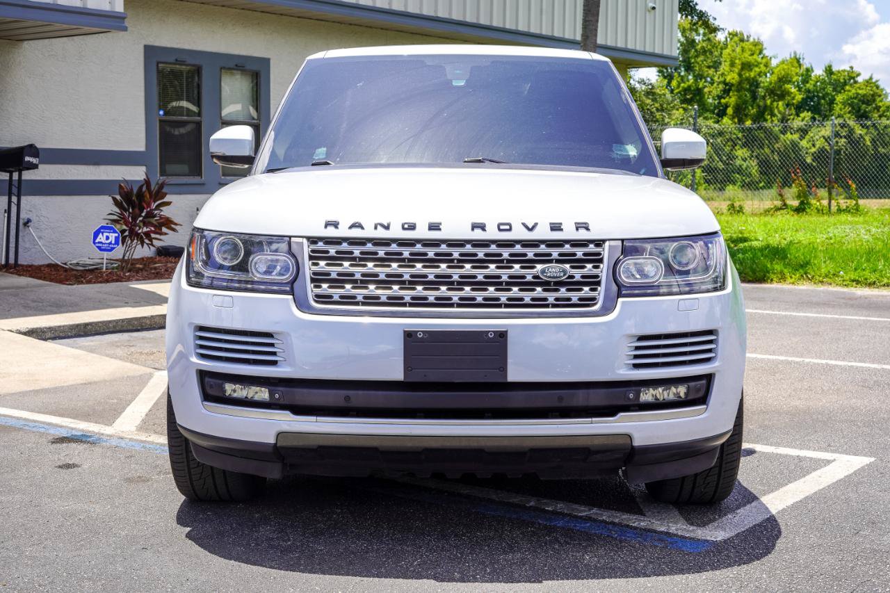 Used 2015 Land Rover Range Rover Supercharged AWD/4WD image 2