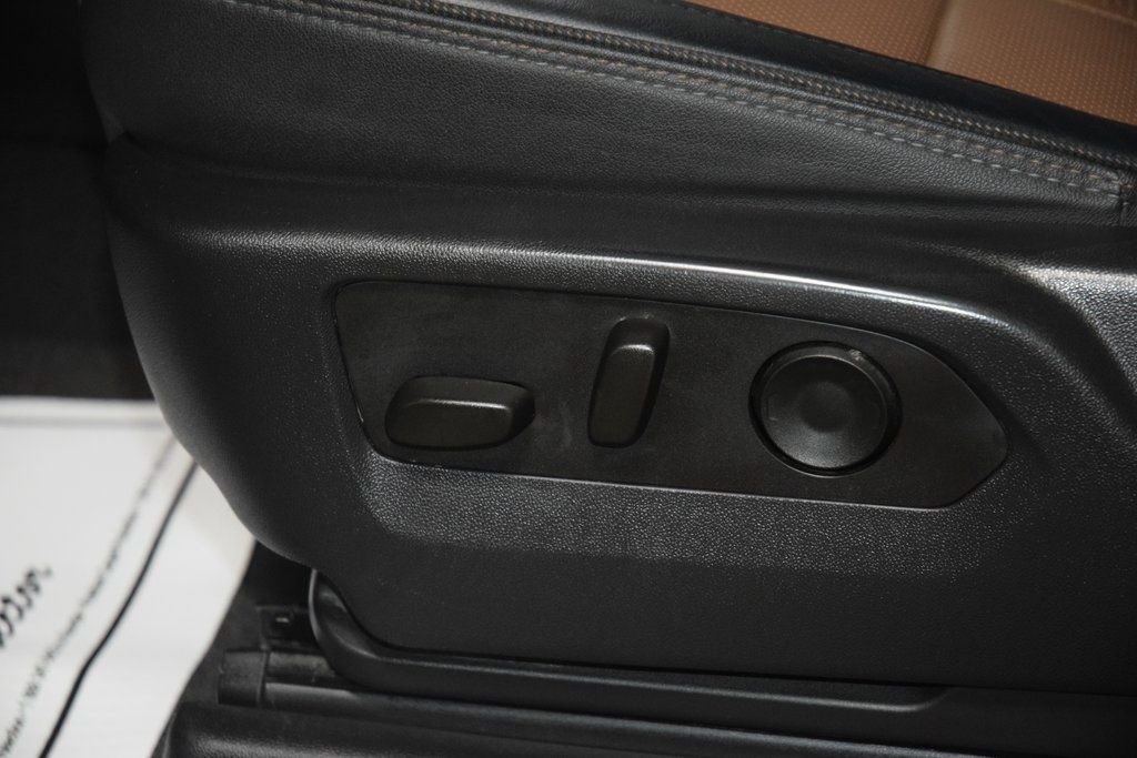 Used 2024 Chevrolet Silverado 3500 High Country w/ Technology Package AWD/4WD image 43