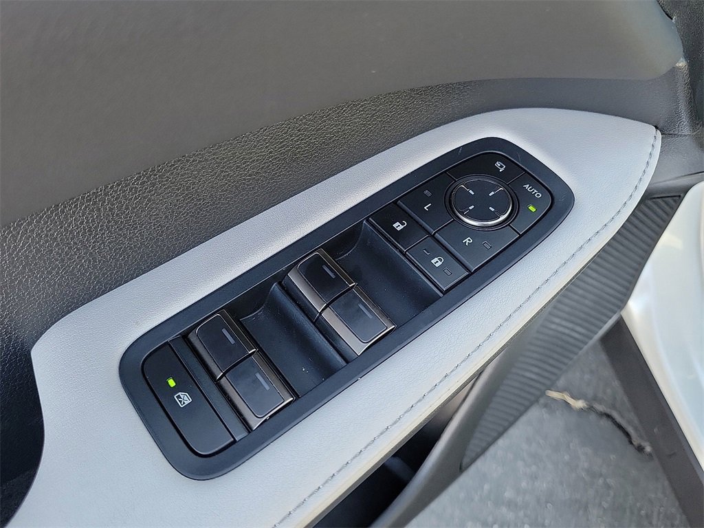 Used 2023 Lexus RX 350h image 15