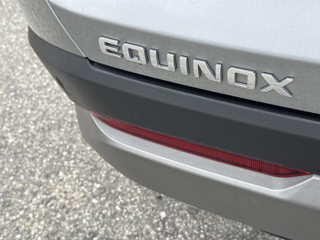 Used 2025 Chevrolet Equinox LT image 29