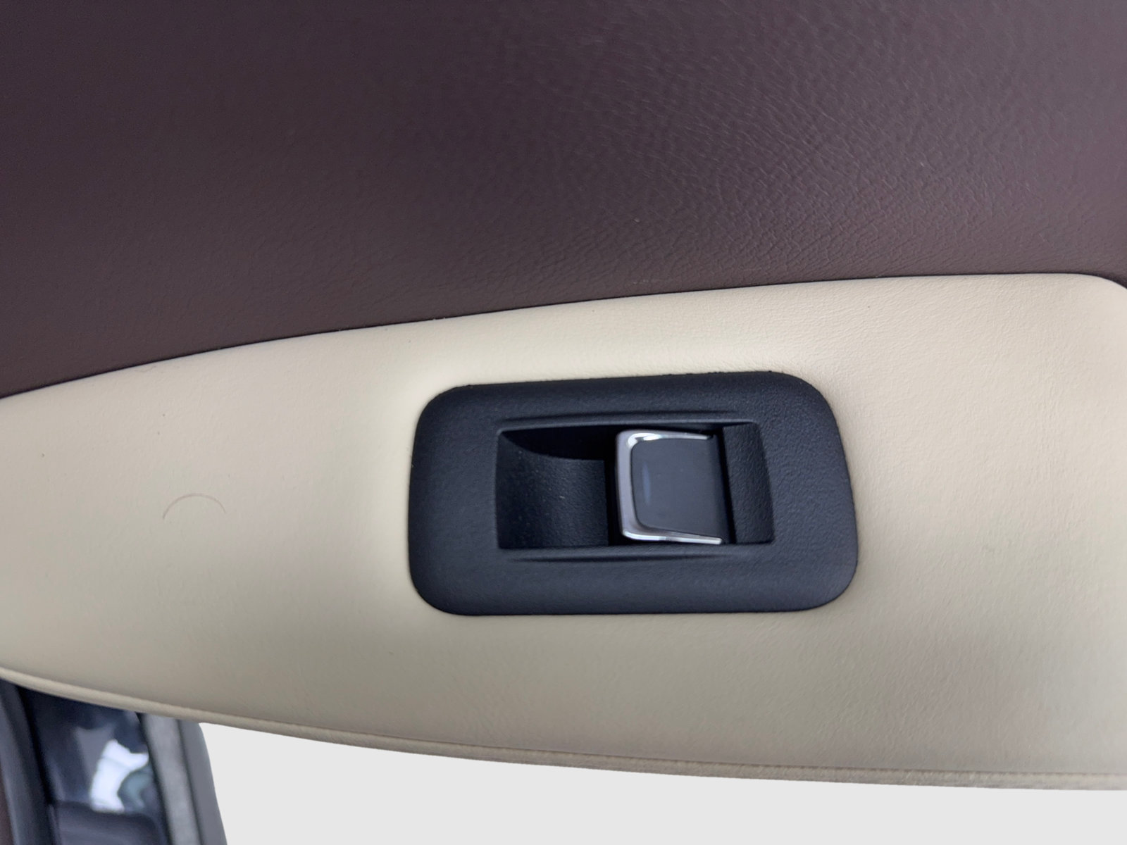 Used 2020 Lexus RX 450h AWD w/ Premium Package image 38